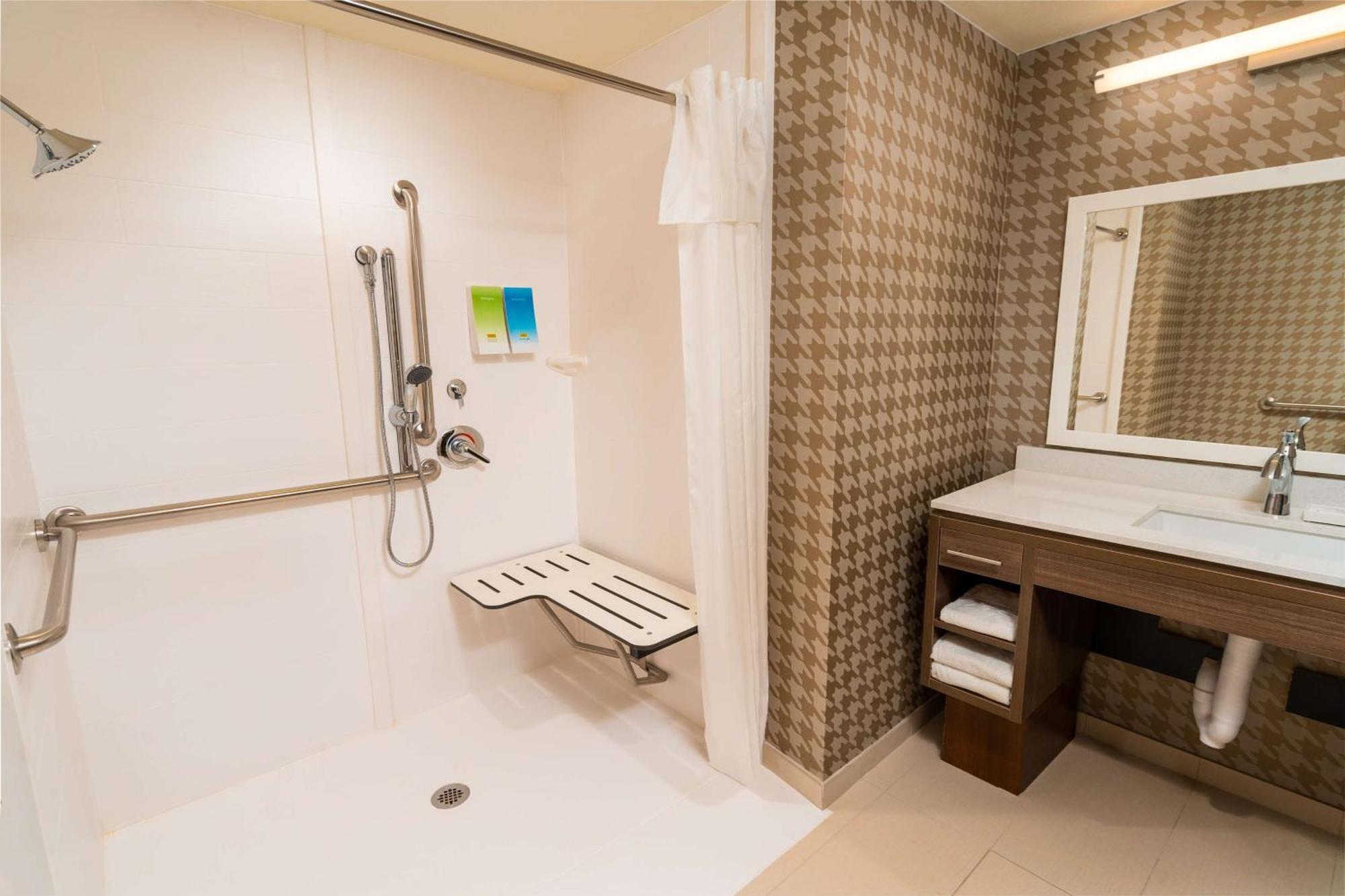 Home2 Suites Bakersfield Ngoại thất bức ảnh